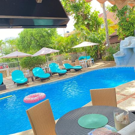 D' Franchesis Hostal Juan Dolio Kültér fotó